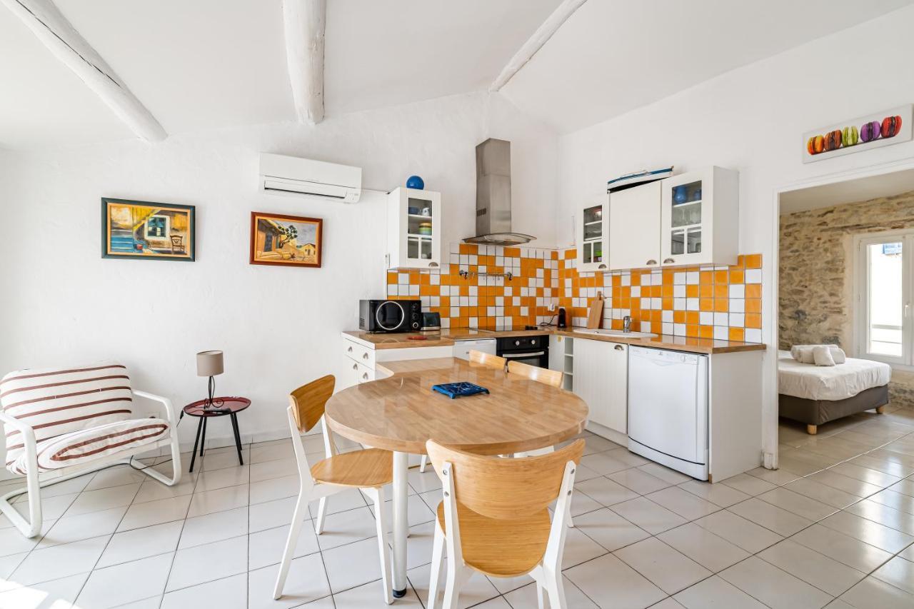 Le Clocher Par Dodo-A-Cassis Luaran gambar